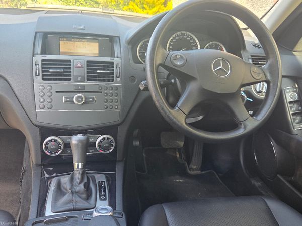 Mercedes-Benz C200 Automatic,low kms 392741046