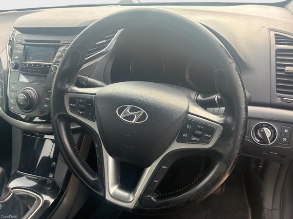 131 Hyundai i40 *NCT 09-26* 392764824
