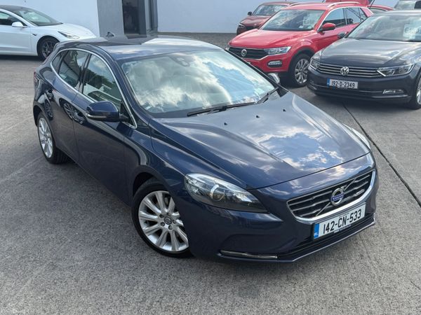 142 VOLVO V40 2.0 DIESEL  SE LUX AUTO = LEATHER = 392785876