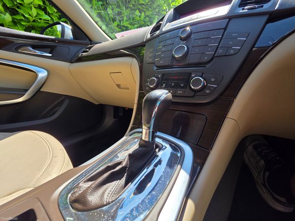 2011 Opel Insignia Elite 2.0 CDTI 160PS Automatic 392701824