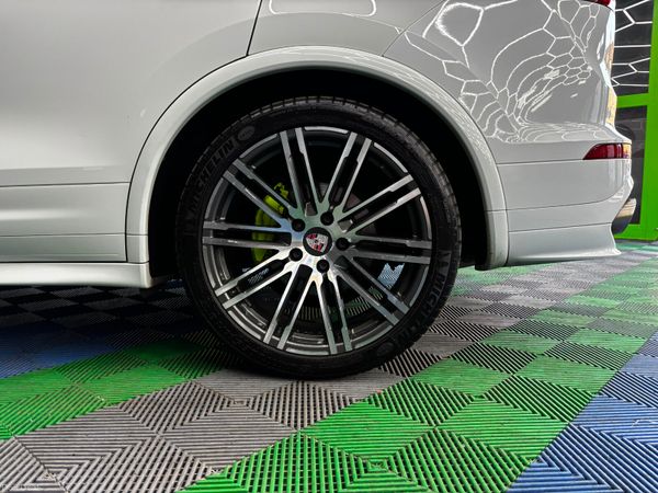 Porsche Cayenne hybrid S 416 BHP AA APPROVED 392712764