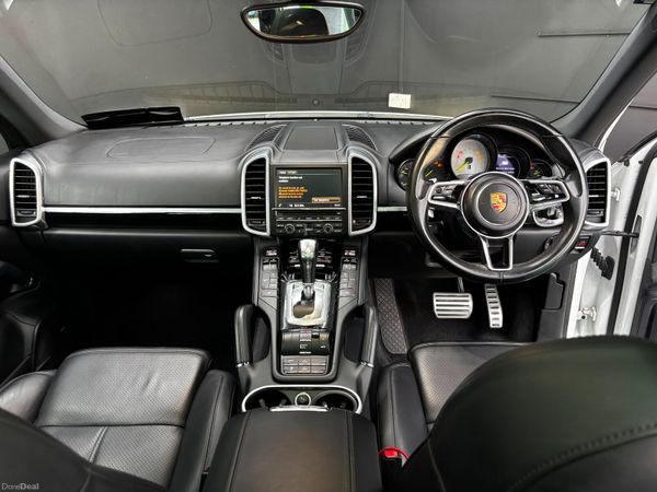 Porsche Cayenne hybrid S 416 BHP AA APPROVED 392712910