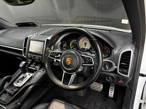 Porsche Cayenne hybrid S 416 BHP AA APPROVED 392712912