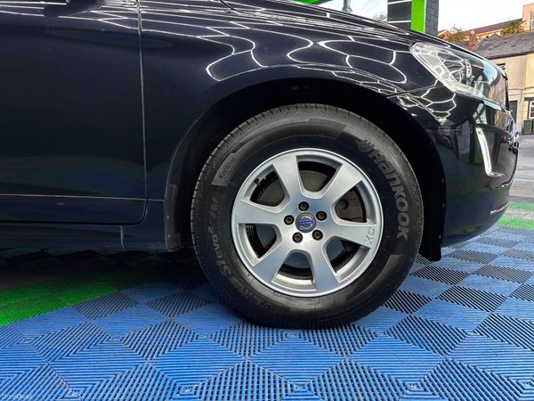 Volvo XC60 AA APPROVED 392715824