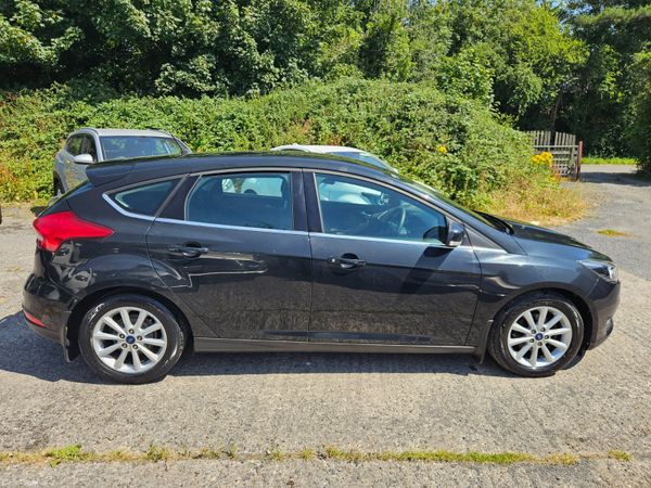 Ford Focus 2015 1.6 tdci Titainium low mileage 392716676