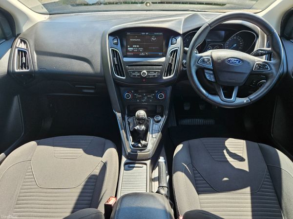 Ford Focus 2015 1.6 tdci Titainium low mileage 392716714
