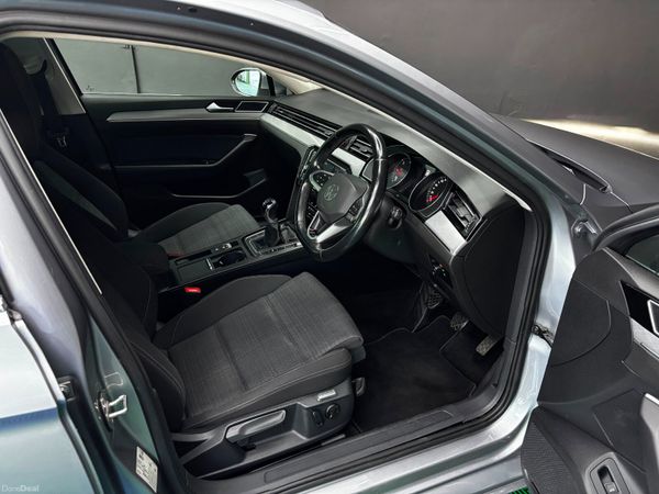 Volkswagen Passat 2.0TDI Business 2022 AA APPROVED 392737448