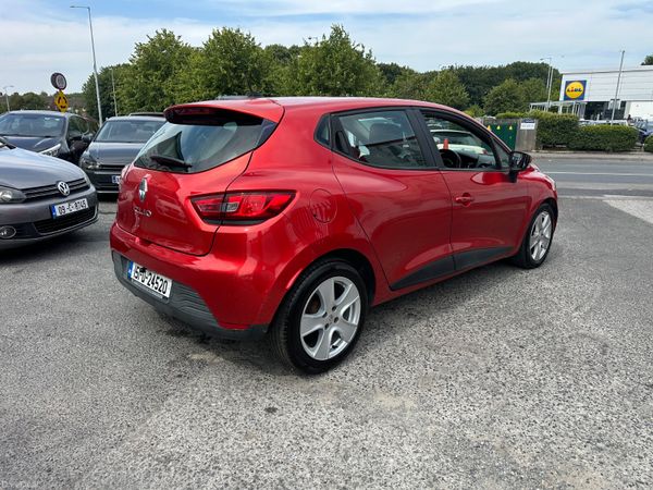 Renault Clio 1.1 Petrol NCT TAX LOW KMS 392846526