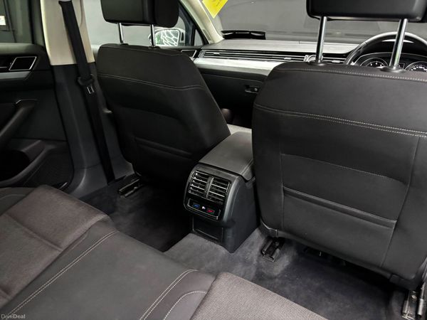 Volkswagen Passat 2016 Estate Auto 392942916