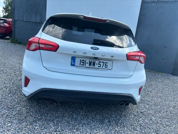 Ford Focus 2019 st Line 392925036