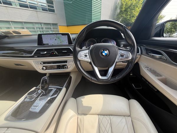 BMW 740 Li MSPORT Mega Spec 392929040
