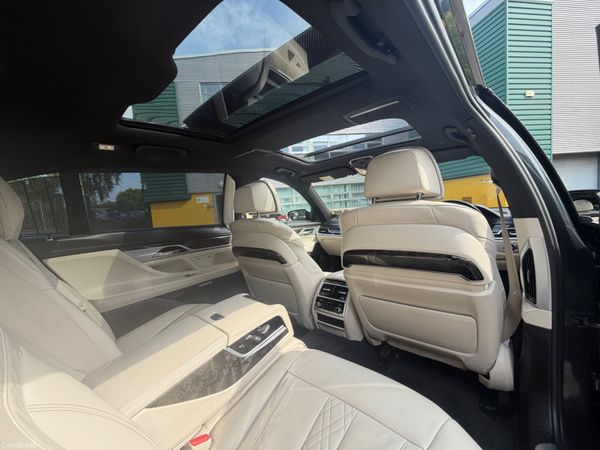 BMW 740 Li MSPORT Mega Spec 392929042