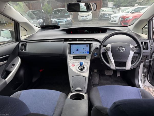 Toyota Prius Hybrid Automatic 393062742