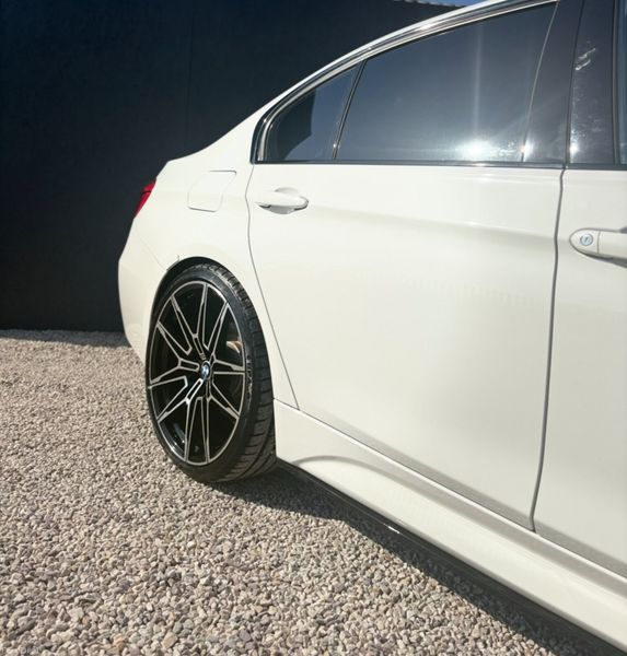 BMW 320i 2.0 M Sport Automatic 2017 Low KM 393067342