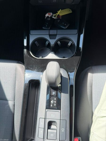 242 TOYOTA PRIUS NEW MODEL 393071982