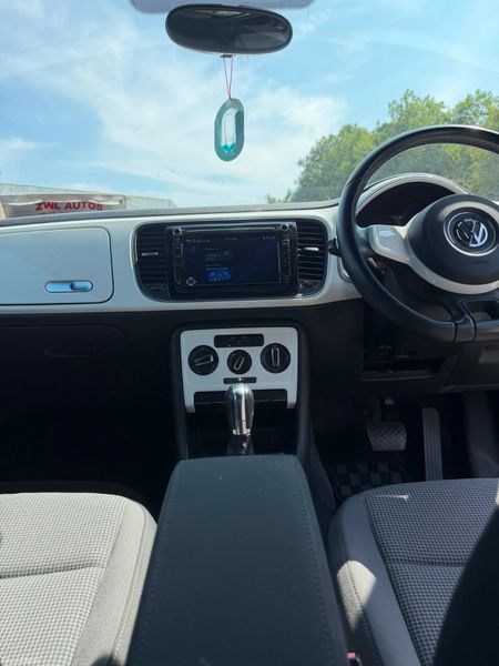 131 Volkswagen Beetle  1.2 TSI 393073086