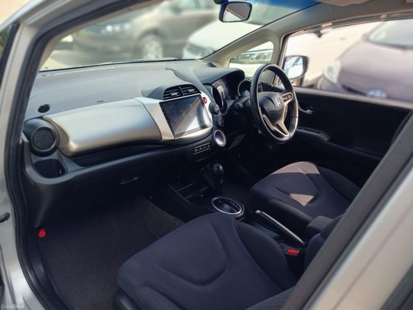 2012 Honda Fit Hybrid Automatic 393098810