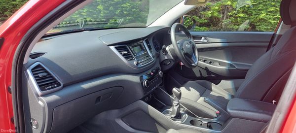 Hyundai Tucson 2016 393141112