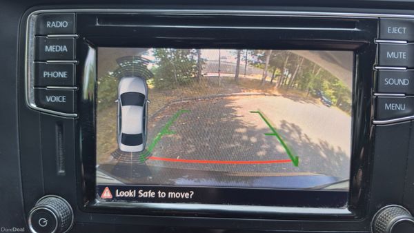 172 Volkswagen Jetta 2.0TDI LOW KM 393142090