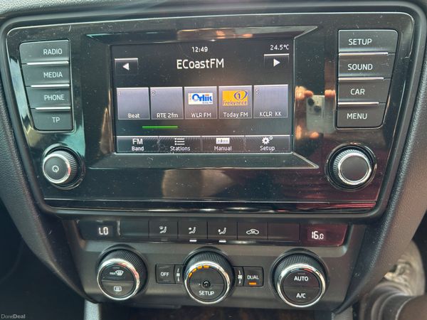Skoda Octavia 2014, service history 393142244