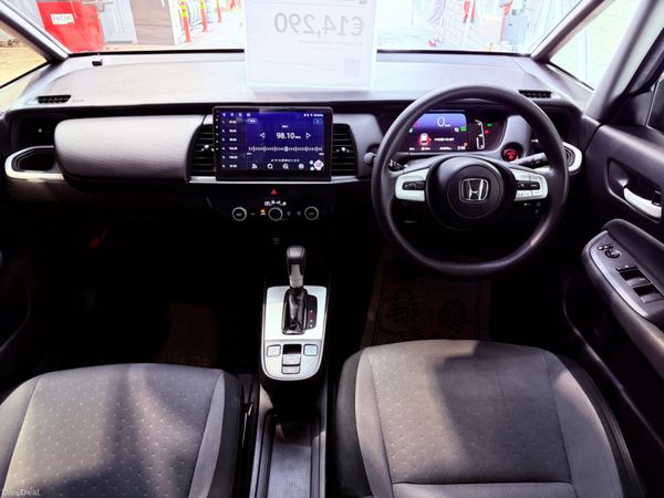 202 Honda Fit - 1.5 Petrol Hybrid 393159630