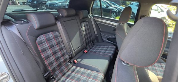 VW Golf GTI 2017  (172) 393187782