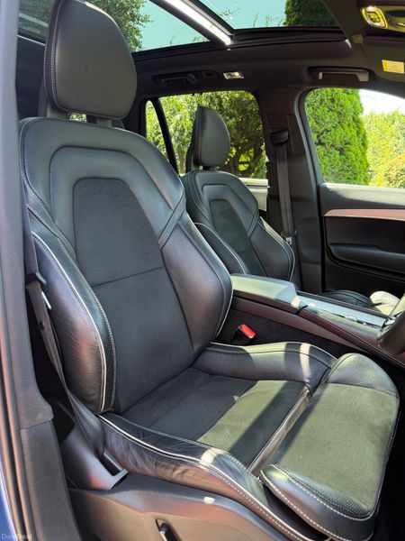 Stunning 192 Volvo XC90 R-Design! 393101042