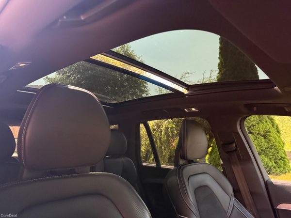 Stunning 192 Volvo XC90 R-Design! 393101062
