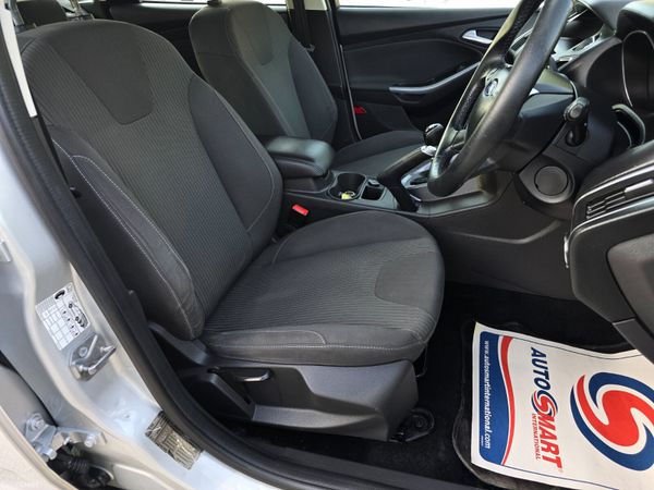 141 Ford Focus TITANIUM 1.6 TDCI Low mls New NCT 393105902