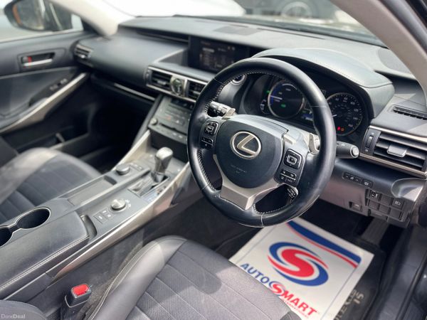 2017 Lexus IS300h Executive | Hybrid Auto | Black 393116446
