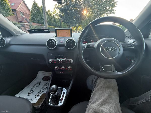 ✅ New: Car Play. Reverse Cam. NCT 8/27. Automatic 393123192