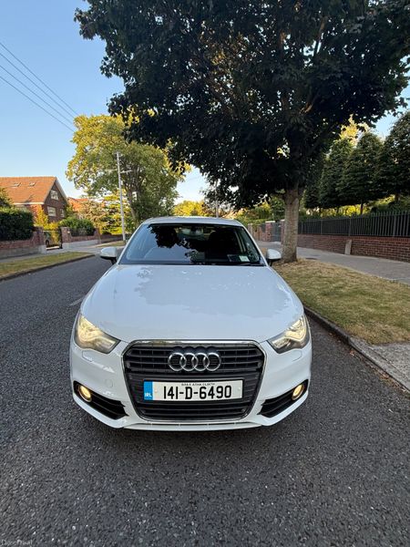 ✅ New: Car Play. Reverse Cam. NCT 8/27. Automatic 393123224