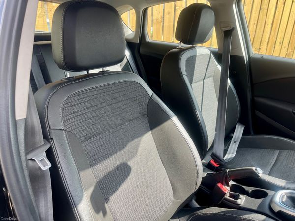 Opel Astra 2015 393271746