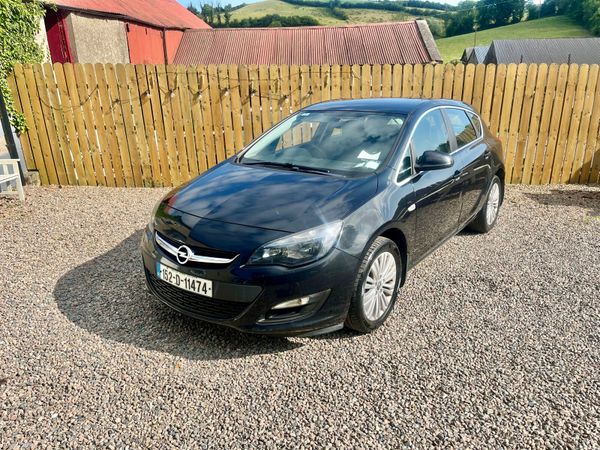 Opel Astra 2015 393271734