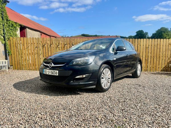 Opel Astra 2015 393271736
