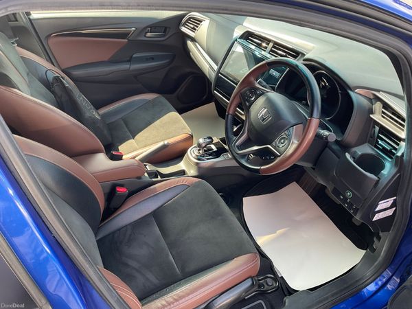 2017 Honda Fit/Jazz Auto, Top Specs Leather 393209814