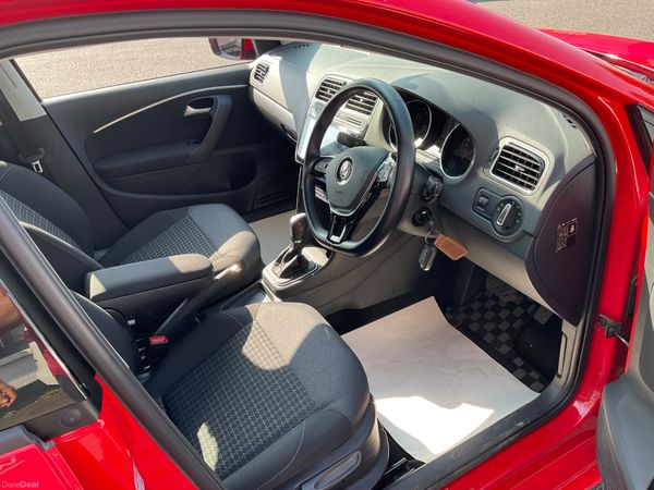 Volkswagen polo 2017 Low Mileage (10K miles) 393210436