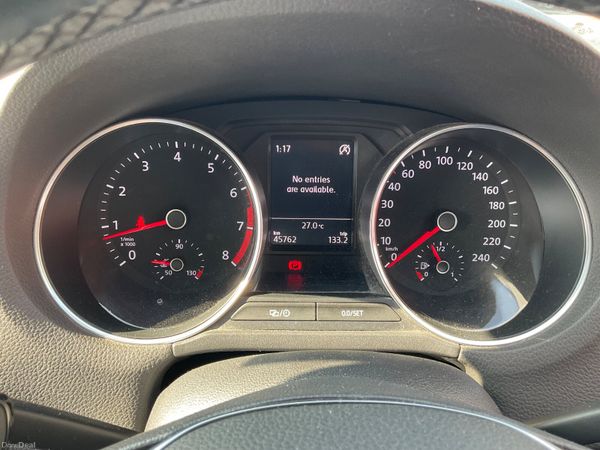 Volkswagen Polo 2015 Automatic Low Milage,28Kmiles 393220204