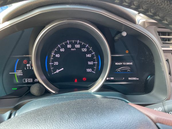 2018 Honda Fit  1.5 Hybrid Auto, >>38Kmiles Only<< 393220936