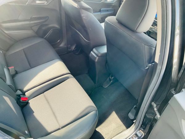 Honda Fit/Jazz 2017 Auto. Leather pkg (40Kmiles) 393221732
