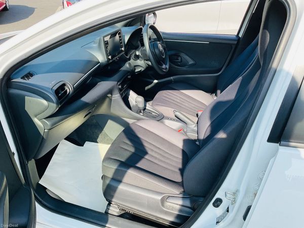 Toyota Yaris 2023 Automatic Low Mileage(28Kmiles) 393222212