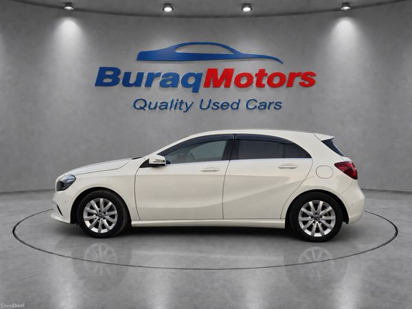 Mercedes-Benz A180 1.6L  Auto *apple carplay* 393237444