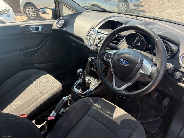 Ford Fiesta *NCT 10-26* 393239694