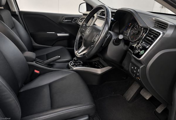HONDA GRACE 1.5L HYBRID EX- EDITION 393351414