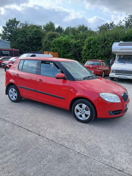 Skoda Fabia 2010 393385356