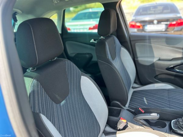 Vauxhall Crossland X Sport 393332460