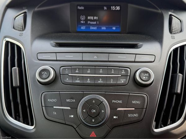 Ford Focus Excellent Condition 393443758