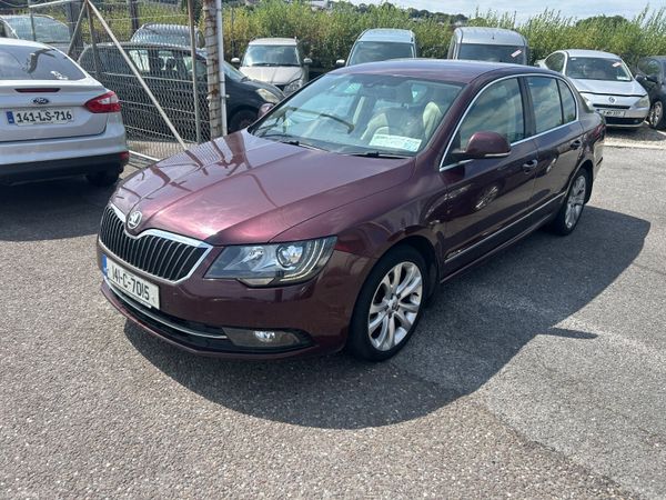 Skoda Superb 1.6Tdi 2014 393450722