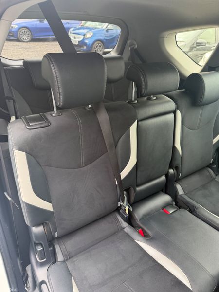 Toyota Prius GR Hybrid Automatic 393403578