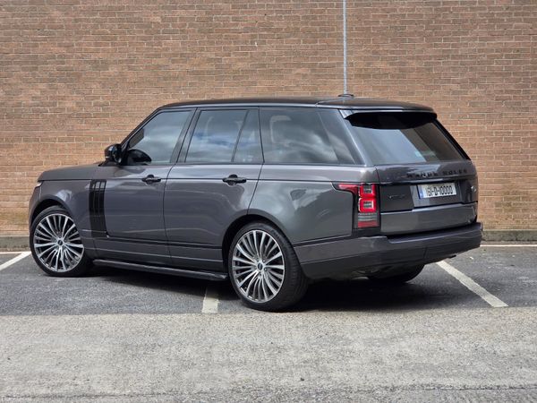 2016 Land Rover Range Rover Vogue, 3 of 30